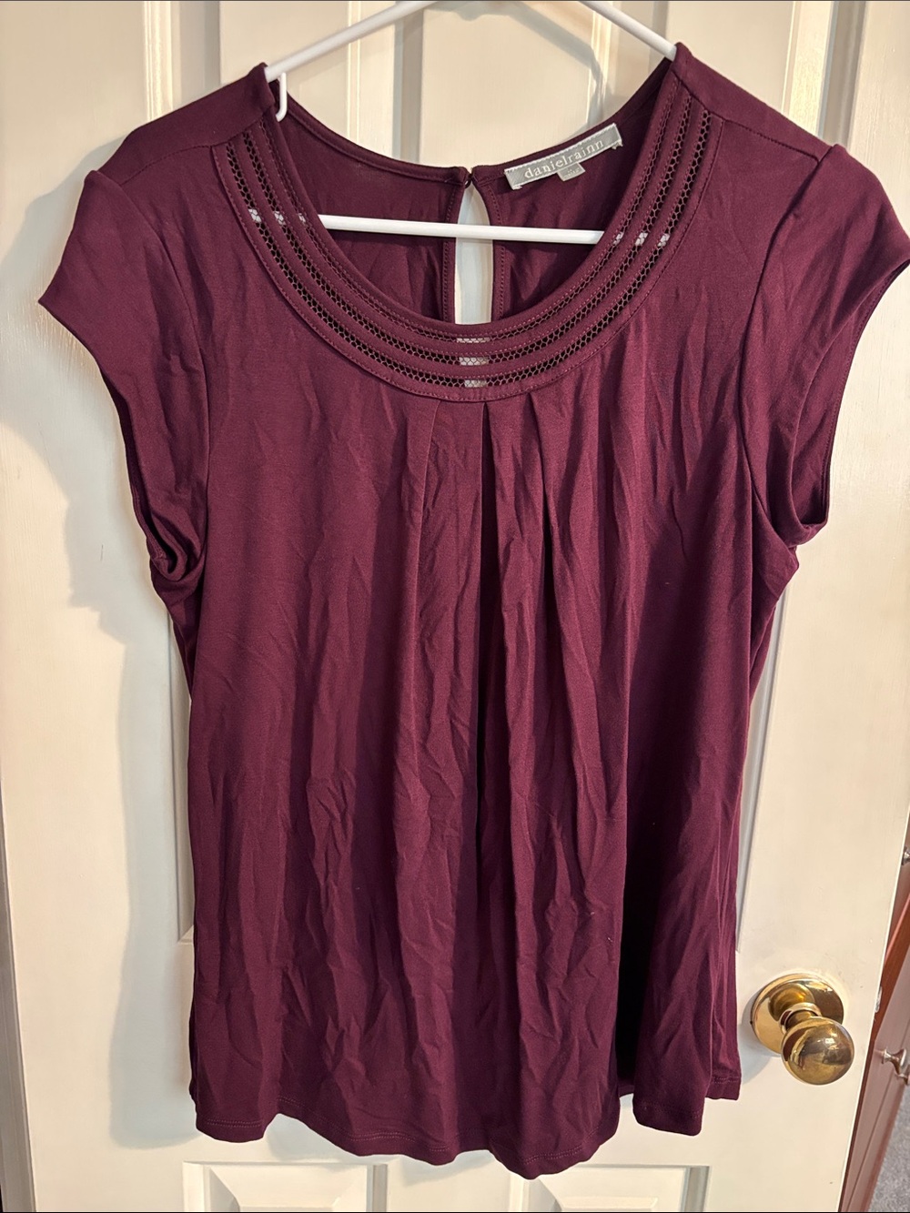 Daniel Rainn Wine Lace-Trim Cap Sleeve Top